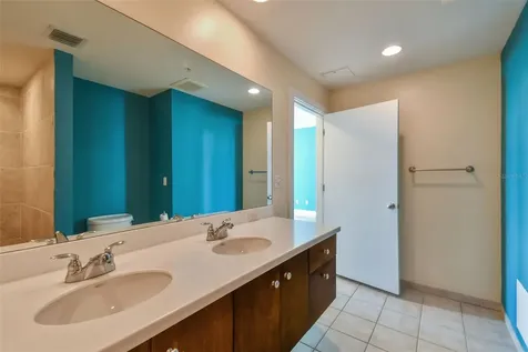 1208 E Kennedy Boulevard Tampa FL 33602