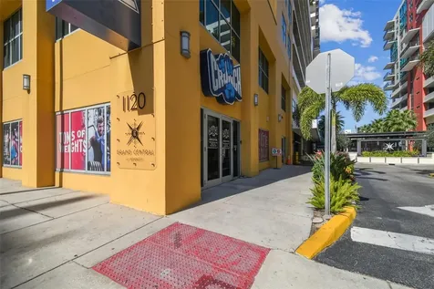 1208 E Kennedy Boulevard Tampa FL 33602