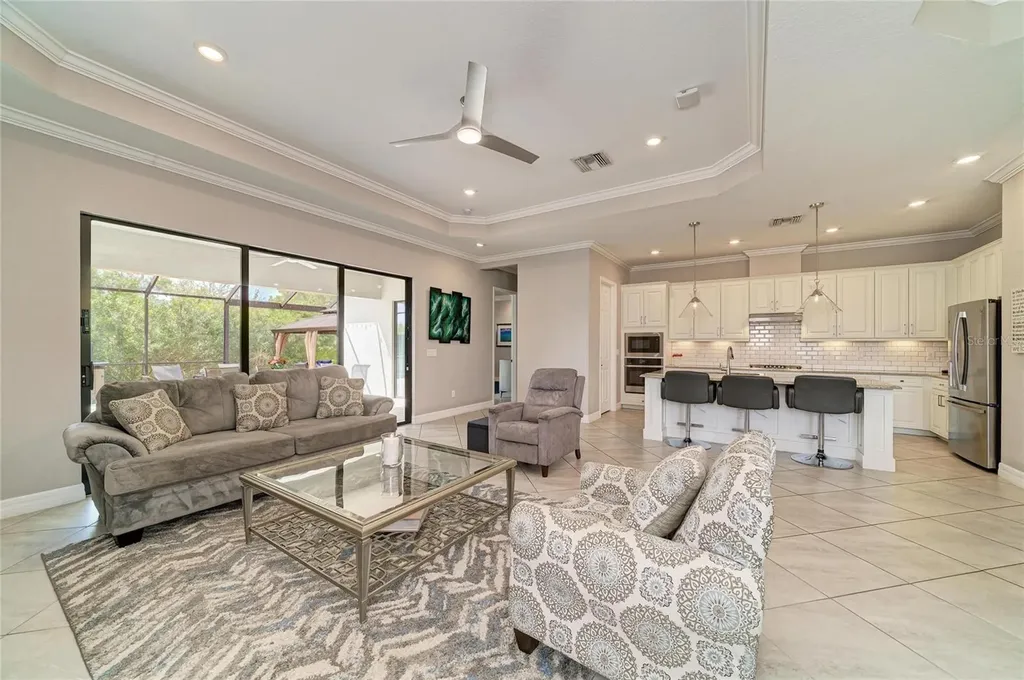 6070 Brandon Run Lakewood Ranch FL 34211
