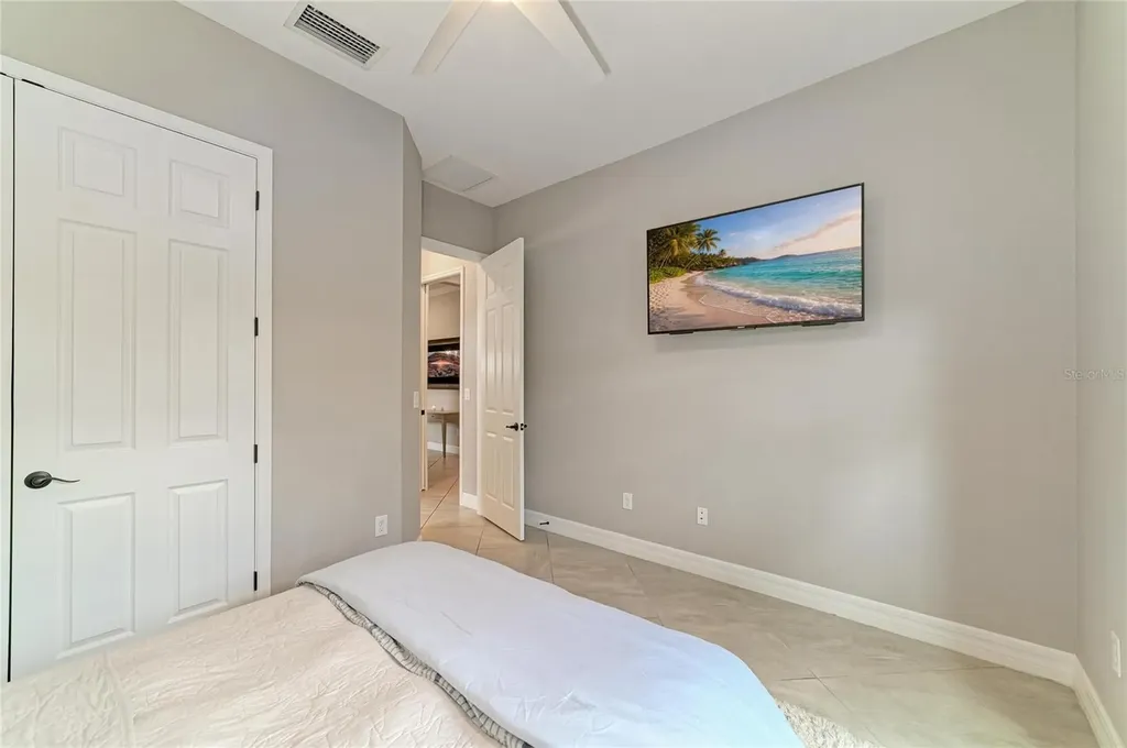 6070 Brandon Run Lakewood Ranch FL 34211