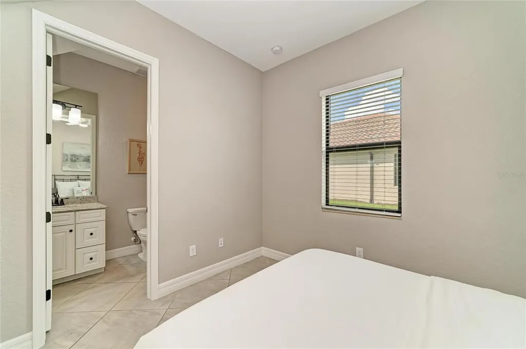 6070 Brandon Run Lakewood Ranch FL 34211