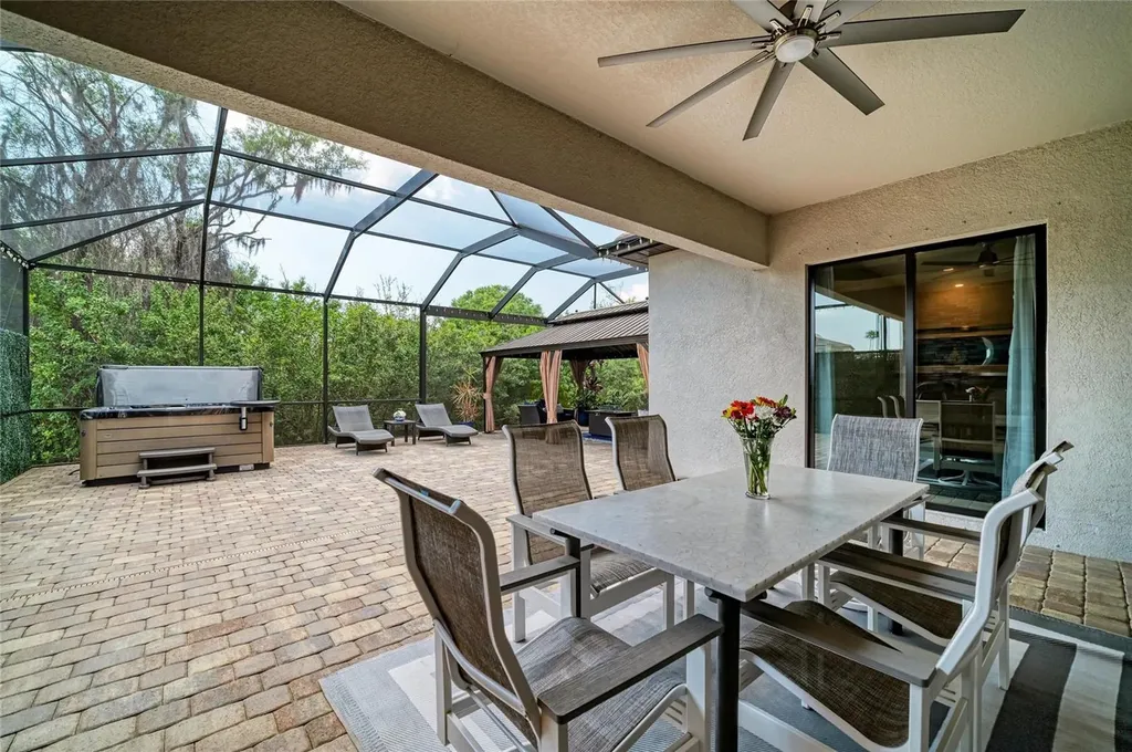 6070 Brandon Run Lakewood Ranch FL 34211