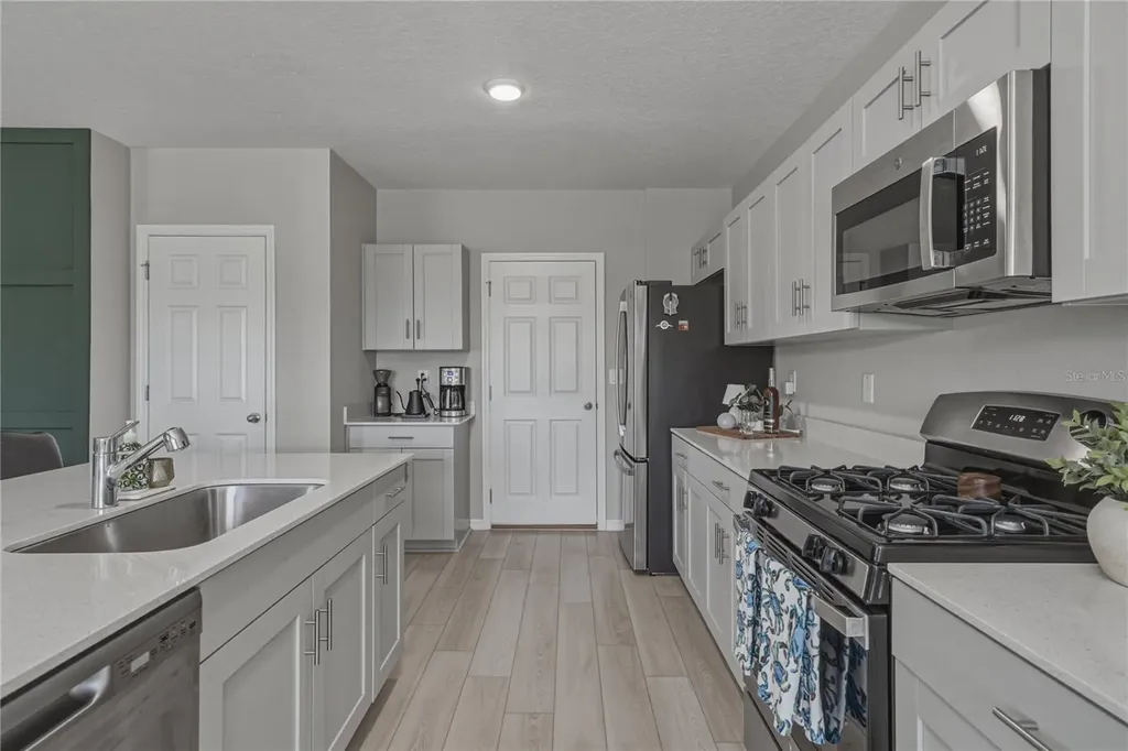 5508 Summer Sunset Drive Apollo Beach FL 33572