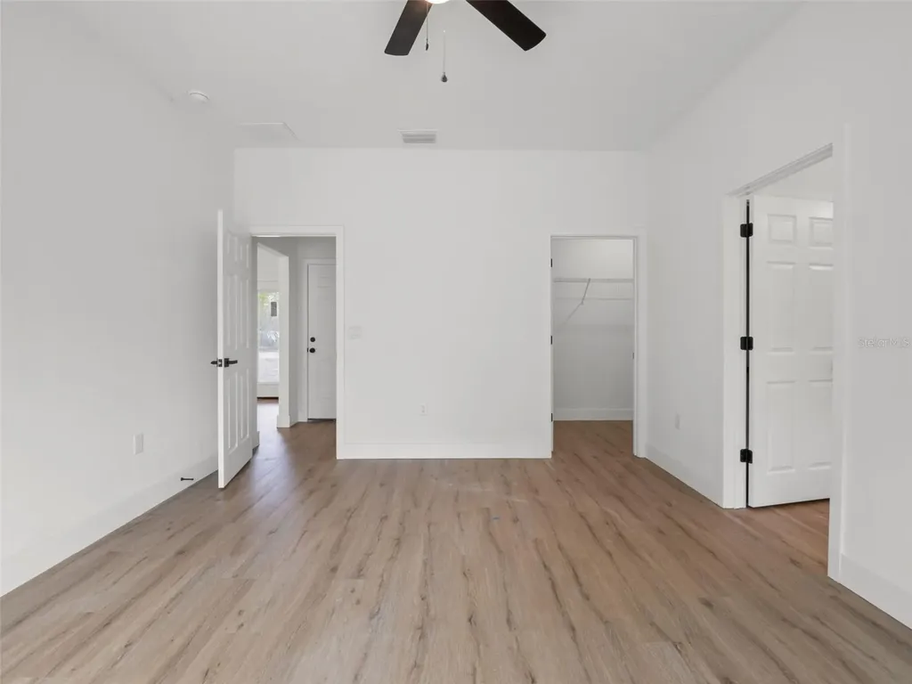 110 Guava Place Drive Ocklawaha FL 32179