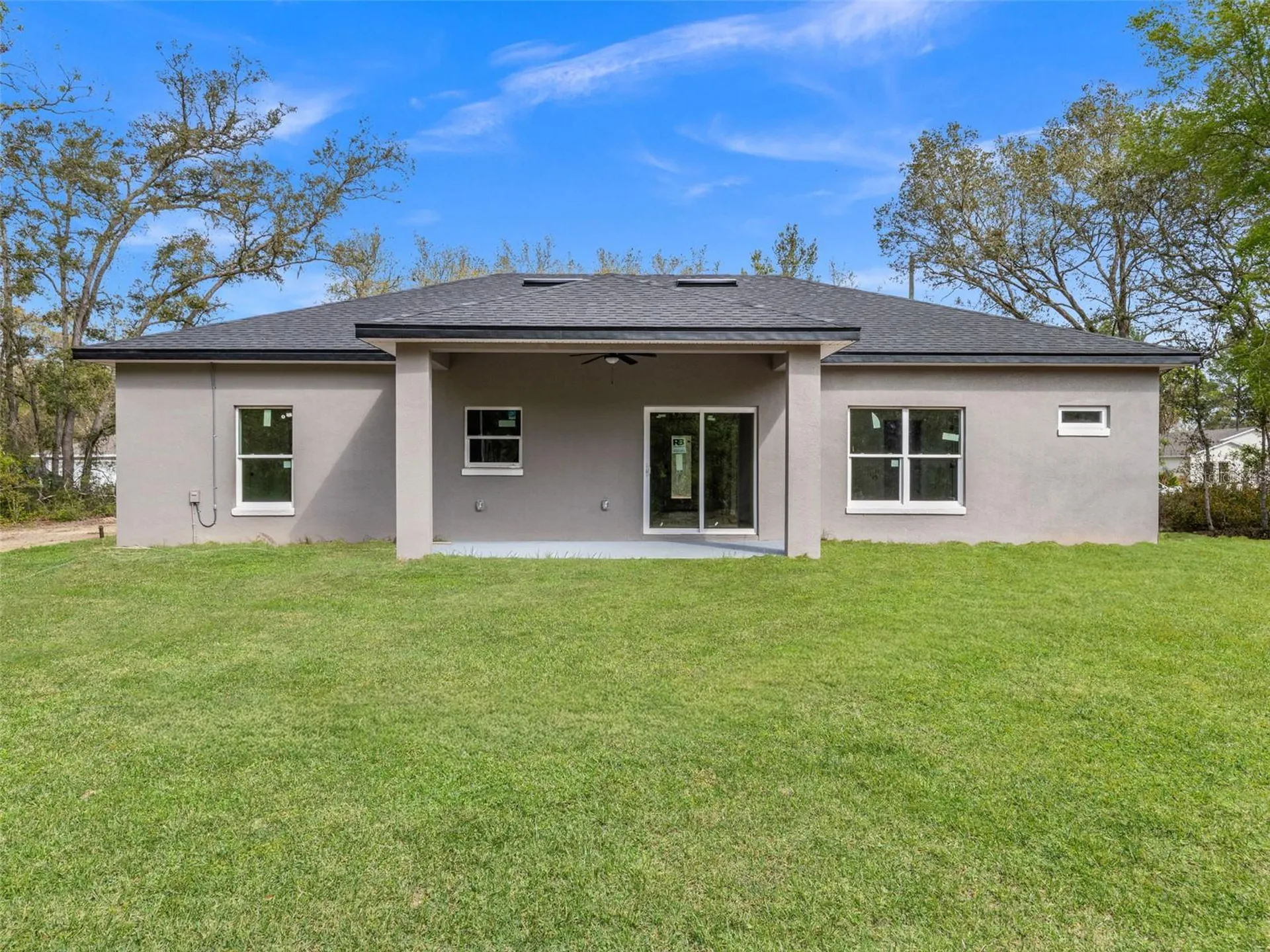 110 Guava Place Drive Ocklawaha FL 32179