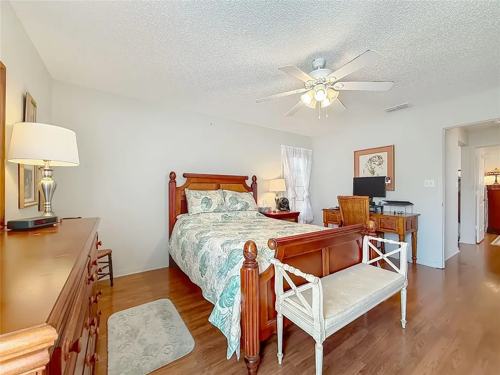 4844 Heron Run Circle Leesburg FL 34748