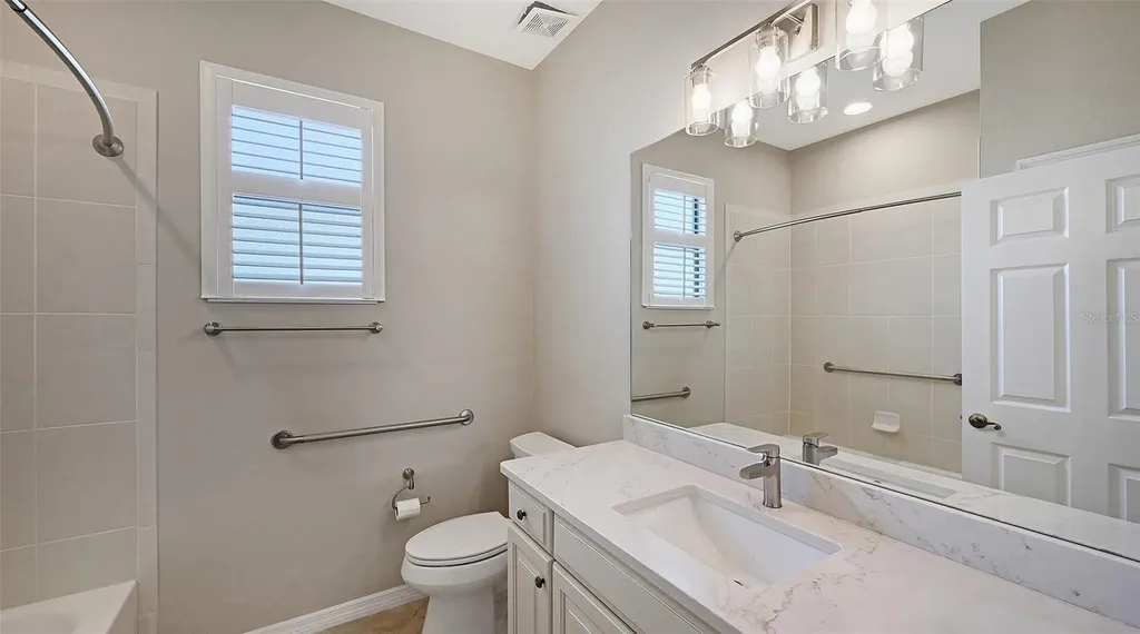 7702 Rio Bella Place Bradenton FL 34201