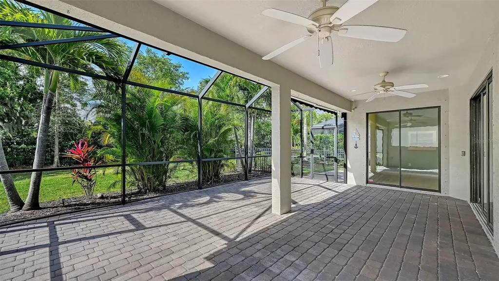 7702 Rio Bella Place Bradenton FL 34201
