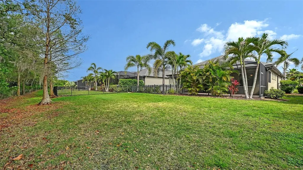 7702 Rio Bella Place Bradenton FL 34201