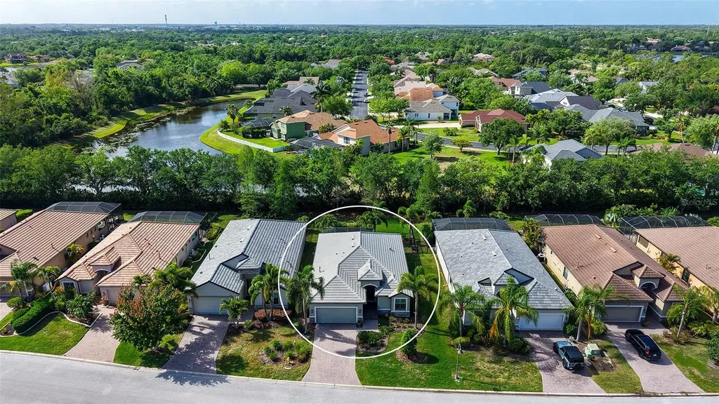 7702 Rio Bella Place Bradenton FL 34201