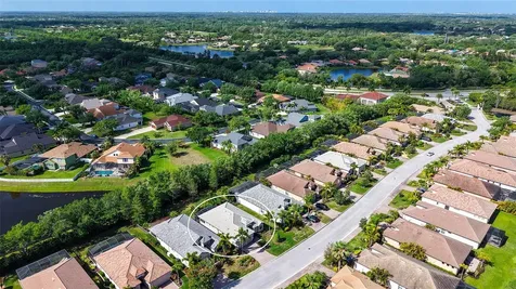 7702 Rio Bella Place Bradenton FL 34201