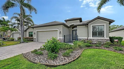 7702 Rio Bella Place Bradenton FL 34201