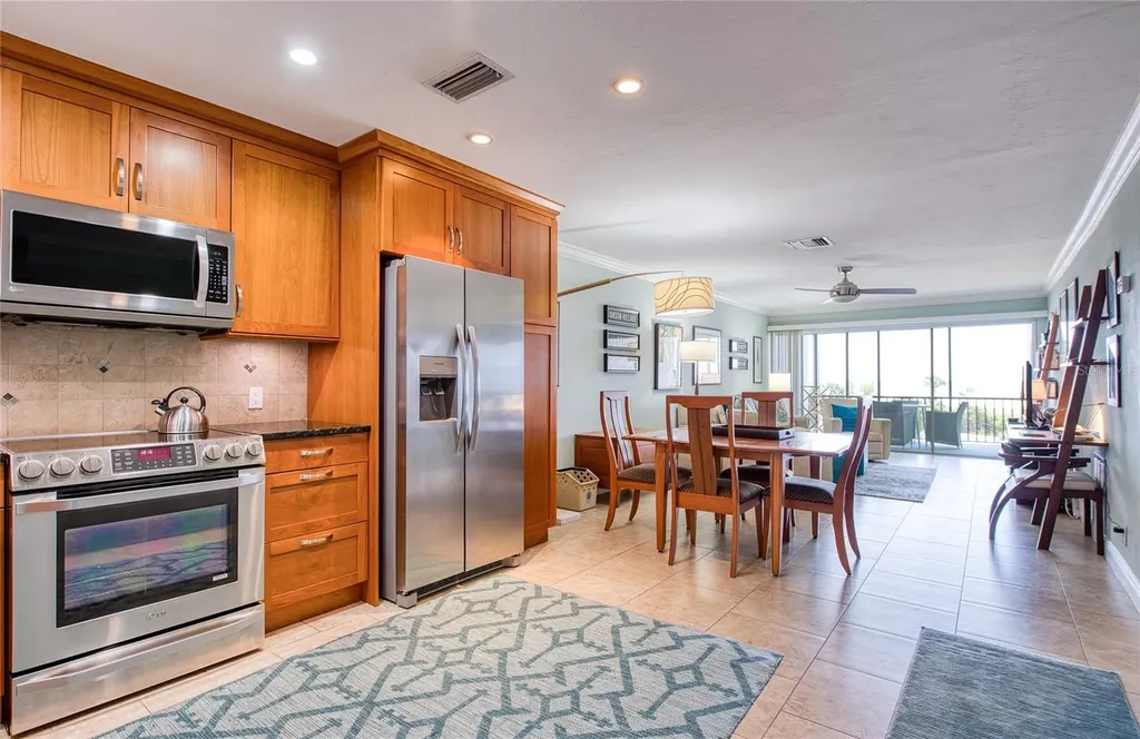757 Beach Road Sarasota FL 34242