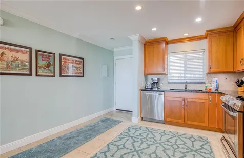 757 Beach Road Sarasota FL 34242