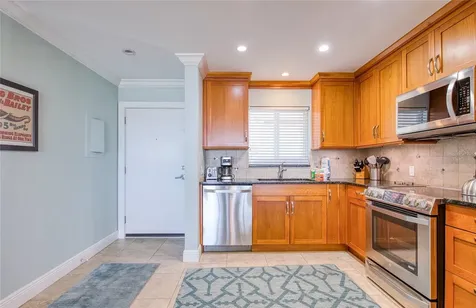 757 Beach Road Sarasota FL 34242