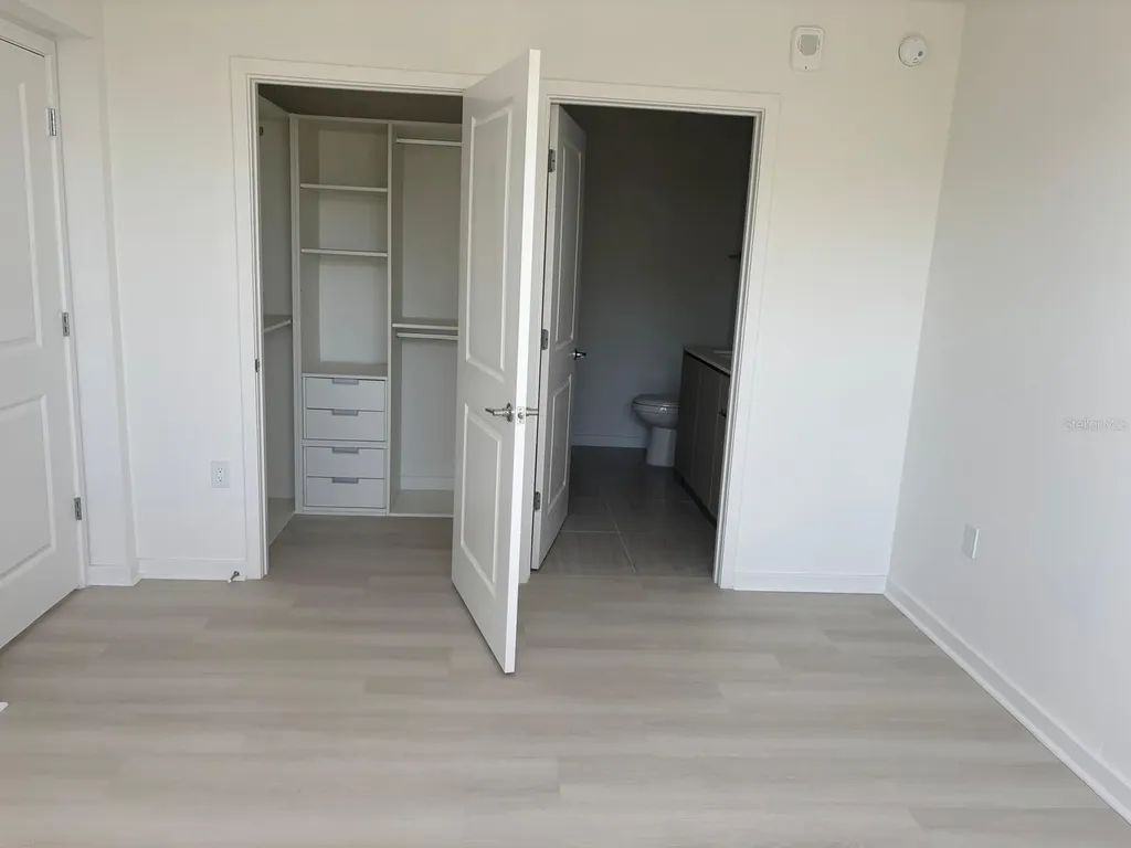 5587 Millenia Park Bulevard Orlando FL 32839