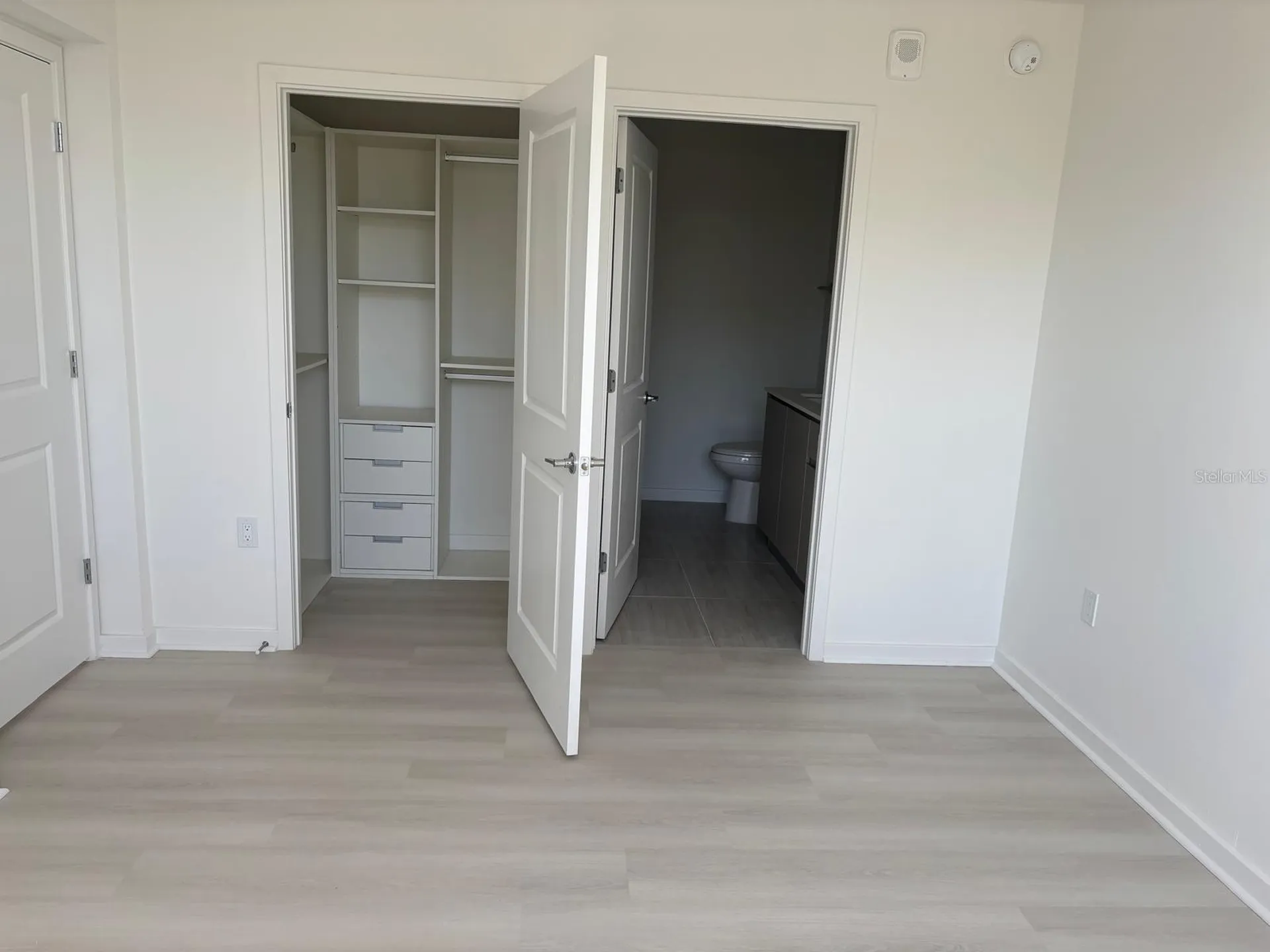 5587 Millenia Park Bulevard Orlando FL 32839