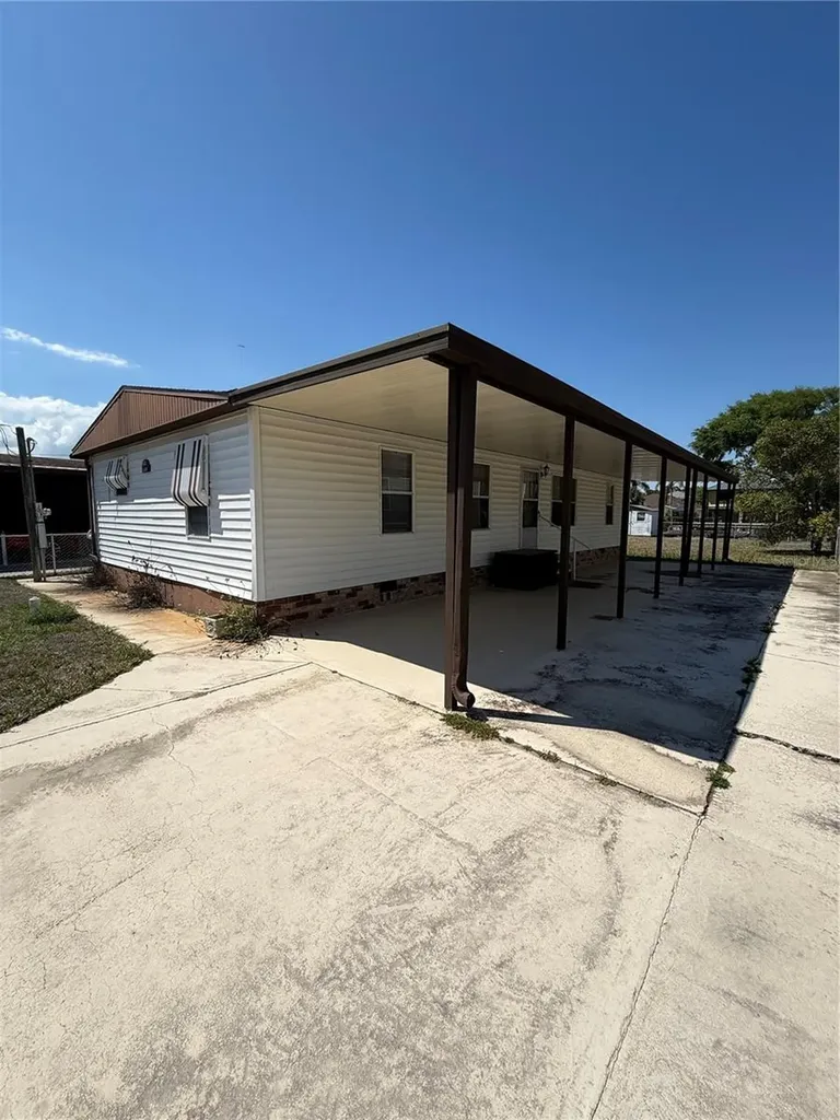 160 Gary Avenue Oak Hill FL 32759