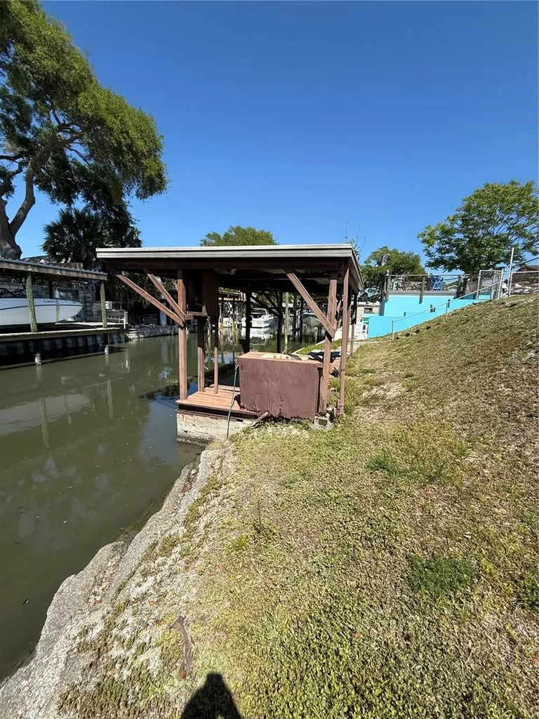 160 Gary Avenue Oak Hill FL 32759