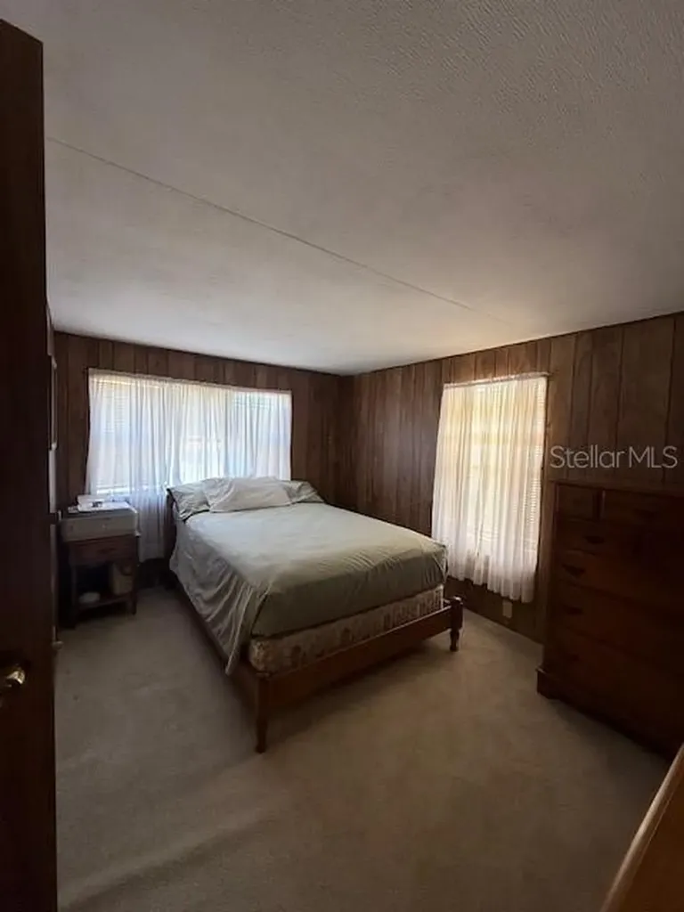 160 Gary Avenue Oak Hill FL 32759
