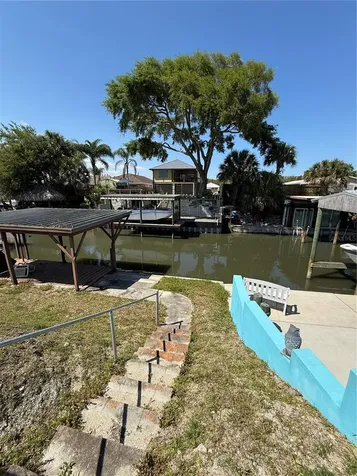 160 Gary Avenue Oak Hill FL 32759
