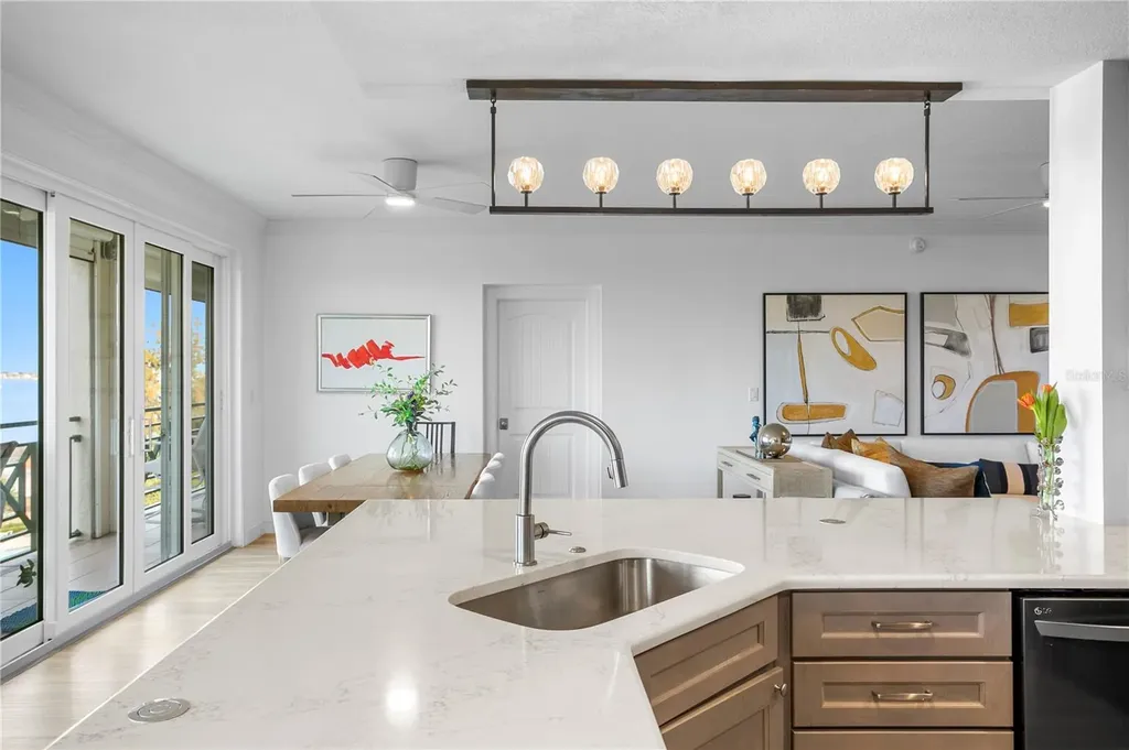 4780 Dolphin Cay Lane S St Petersburg FL 33711