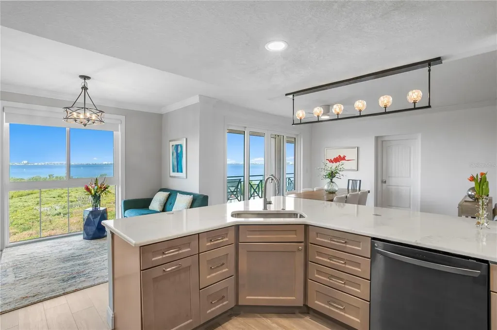 4780 Dolphin Cay Lane S St Petersburg FL 33711