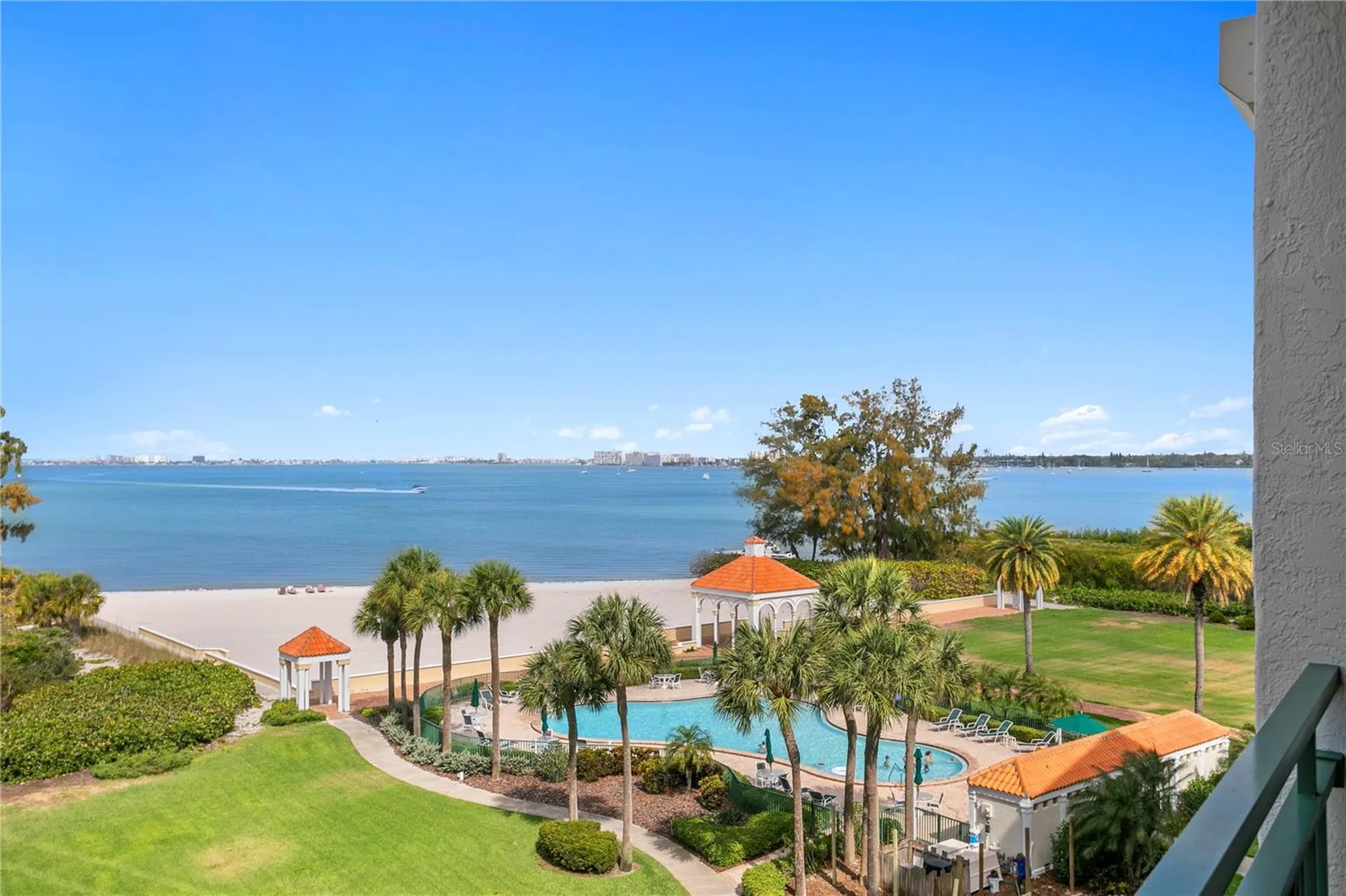 4780 Dolphin Cay Lane S St Petersburg FL 33711