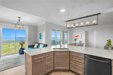 4780 Dolphin Cay Lane S St Petersburg FL 33711