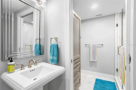 4780 Dolphin Cay Lane S St Petersburg FL 33711