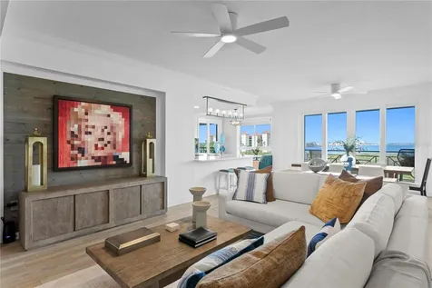 4780 Dolphin Cay Lane S St Petersburg FL 33711