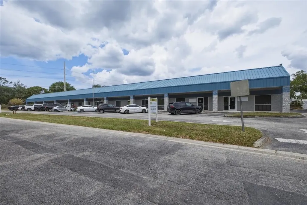 1882 Porter Lake Drive Sarasota FL 34240