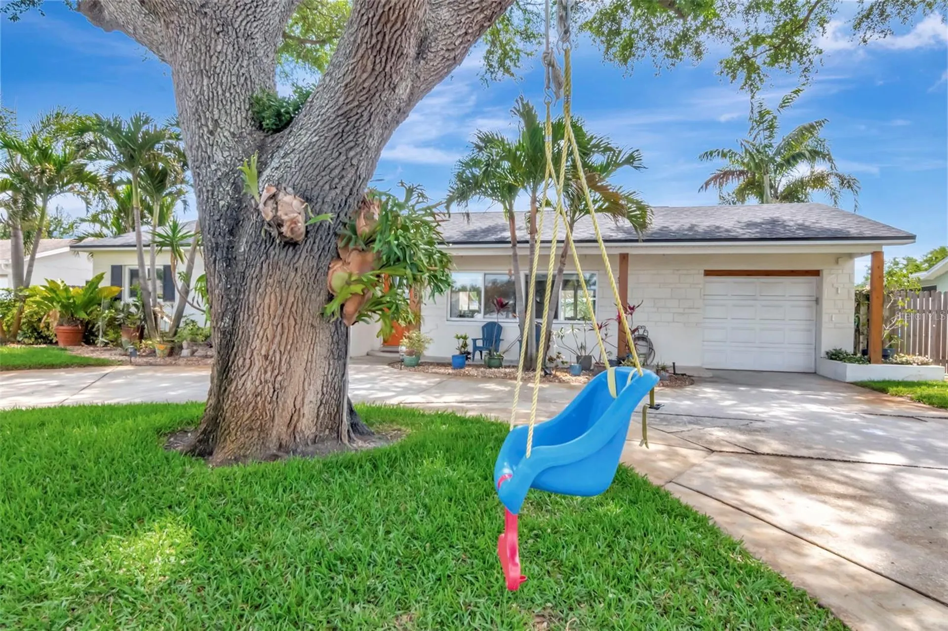 6468 17th Terrace N St Petersburg FL 33710