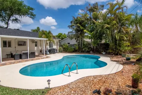 6468 17th Terrace N St Petersburg FL 33710