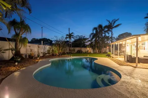 6468 17th Terrace N St Petersburg FL 33710