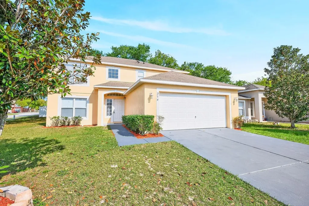 274 Curtis Avenue Groveland FL 34736