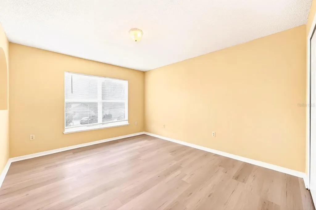 274 Curtis Avenue Groveland FL 34736