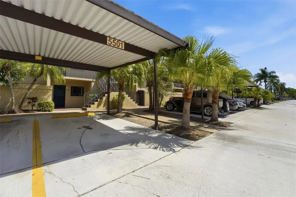 5501 Ashton Way Sarasota FL 34231