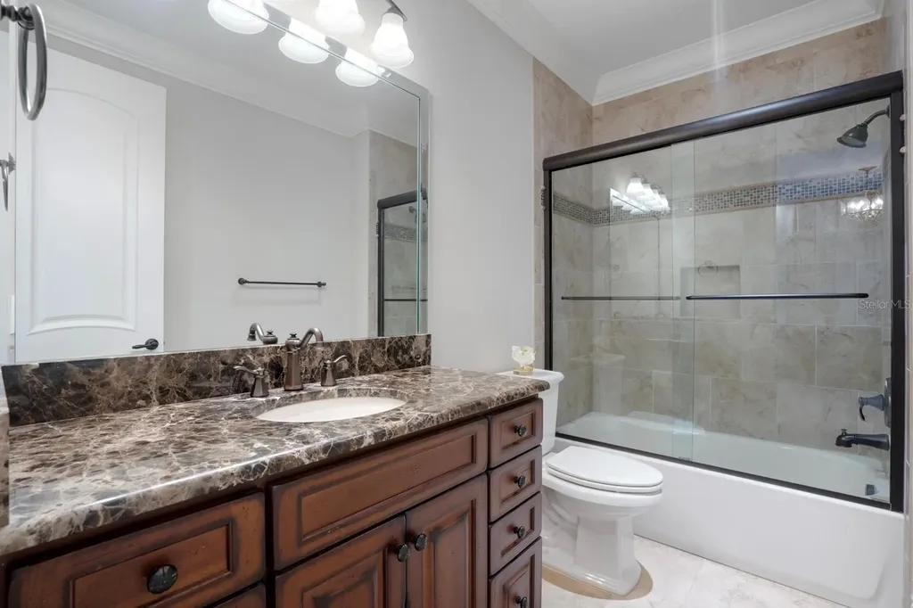 1735 Foss Avenue Orlando FL 32814