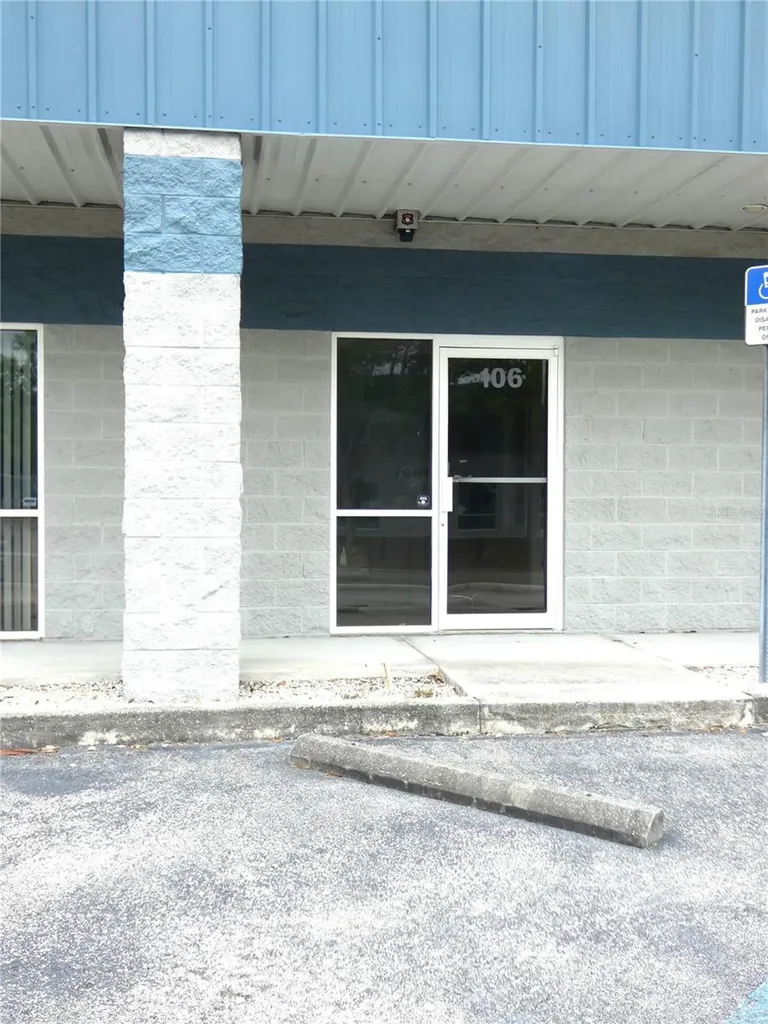 1882 Porter Lake Drive Sarasota FL 34240