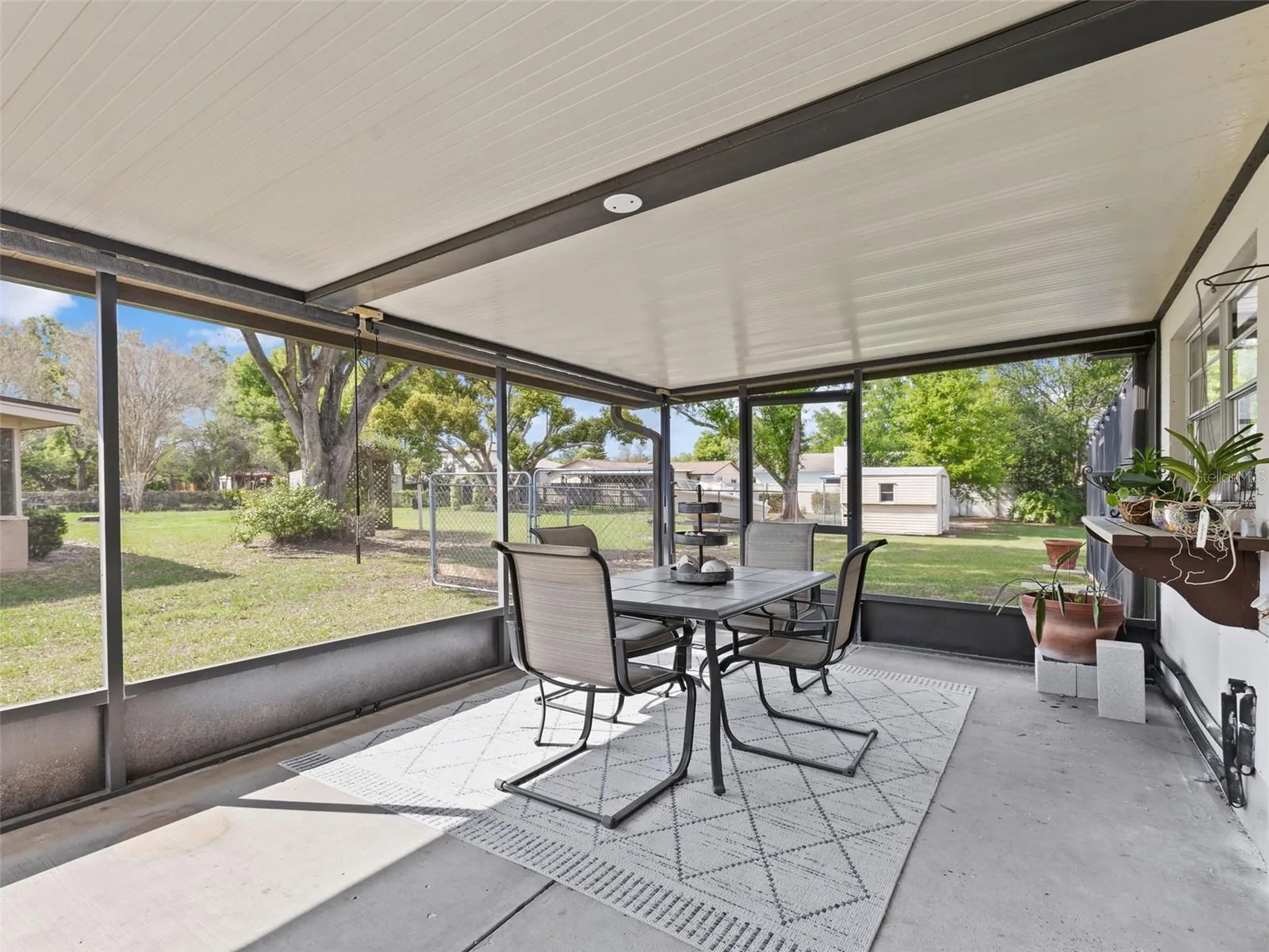 322 Hollowtree Drive Seffner FL 33584