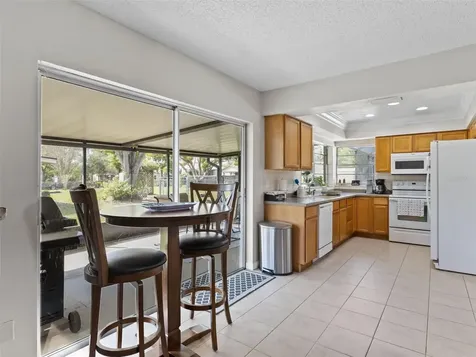322 Hollowtree Drive Seffner FL 33584