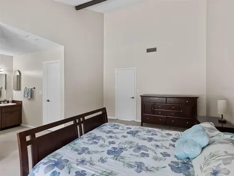 322 Hollowtree Drive Seffner FL 33584