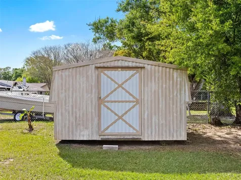 322 Hollowtree Drive Seffner FL 33584