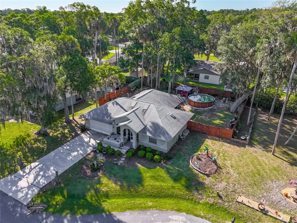 27 Black Hawk Place Palm Coast FL 32137