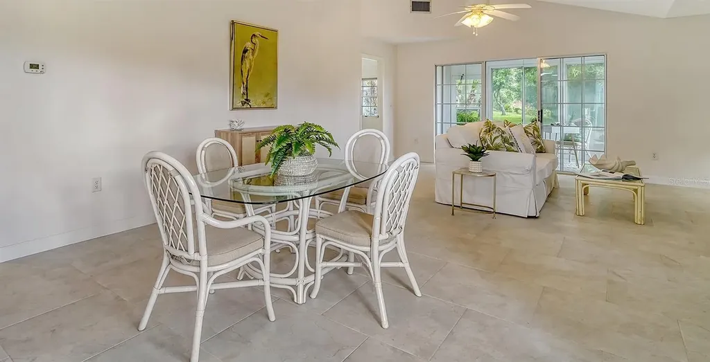 6467 Carrington Circle Sarasota FL 34238