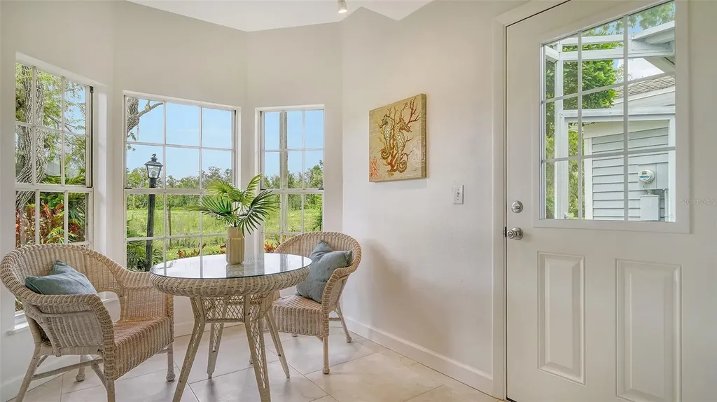 6467 Carrington Circle Sarasota FL 34238