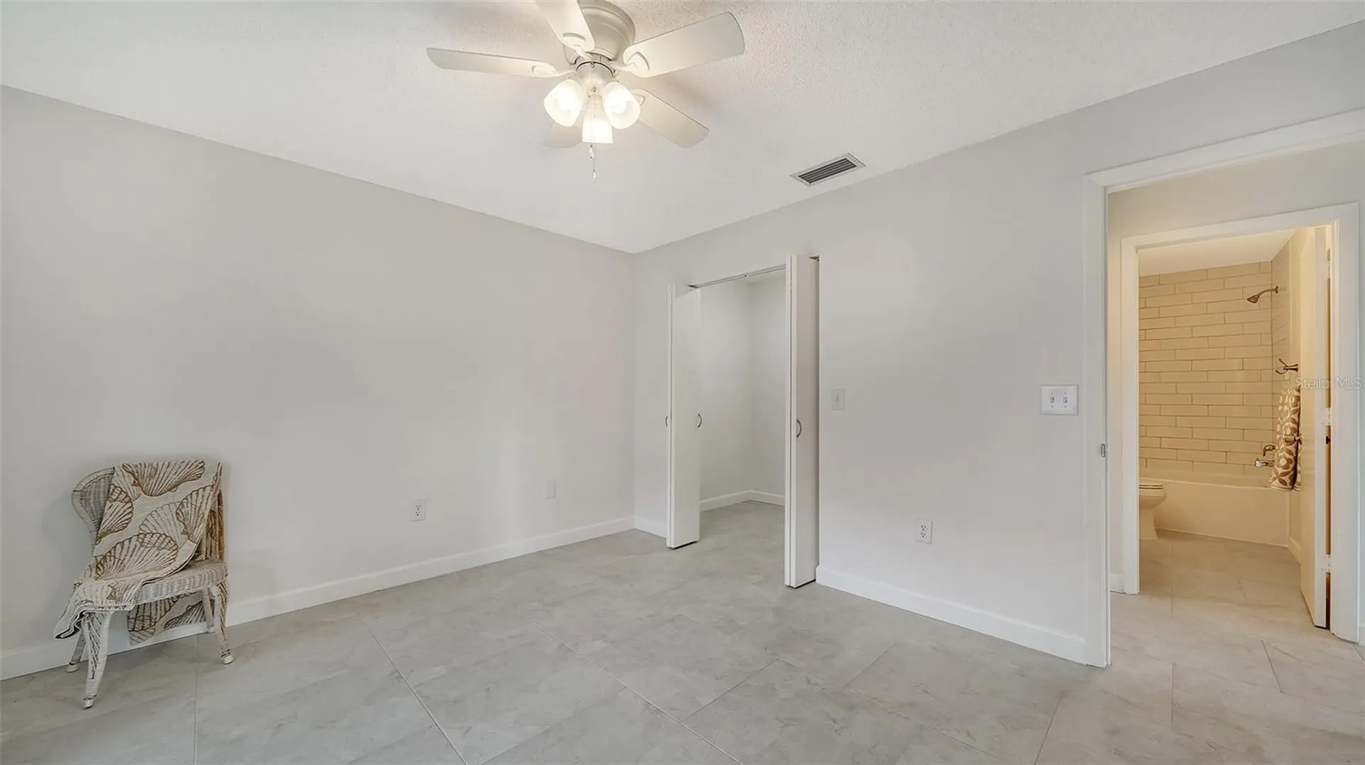 6467 Carrington Circle Sarasota FL 34238