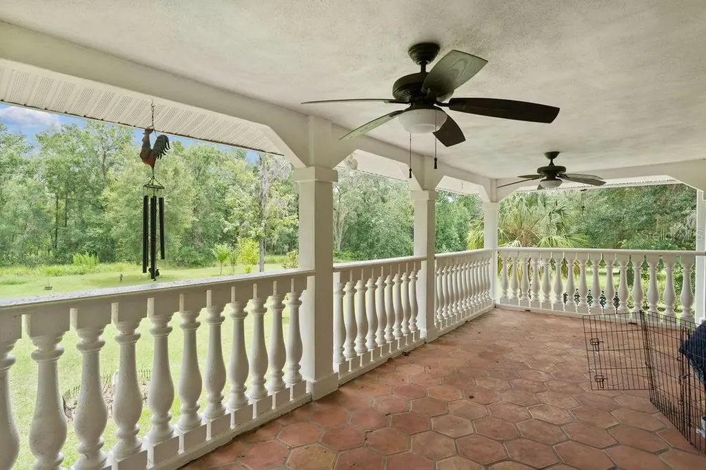 13003 S Betty Point Floral City FL 34436