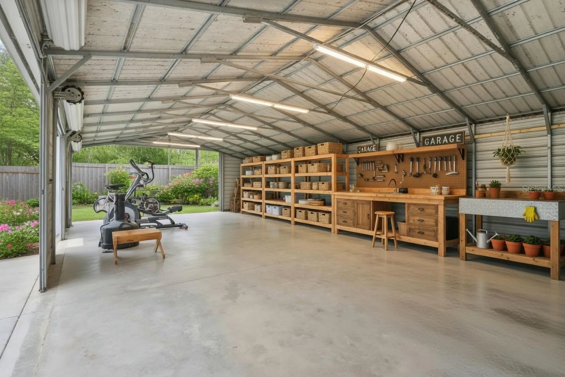 13003 S Betty Point Floral City FL 34436